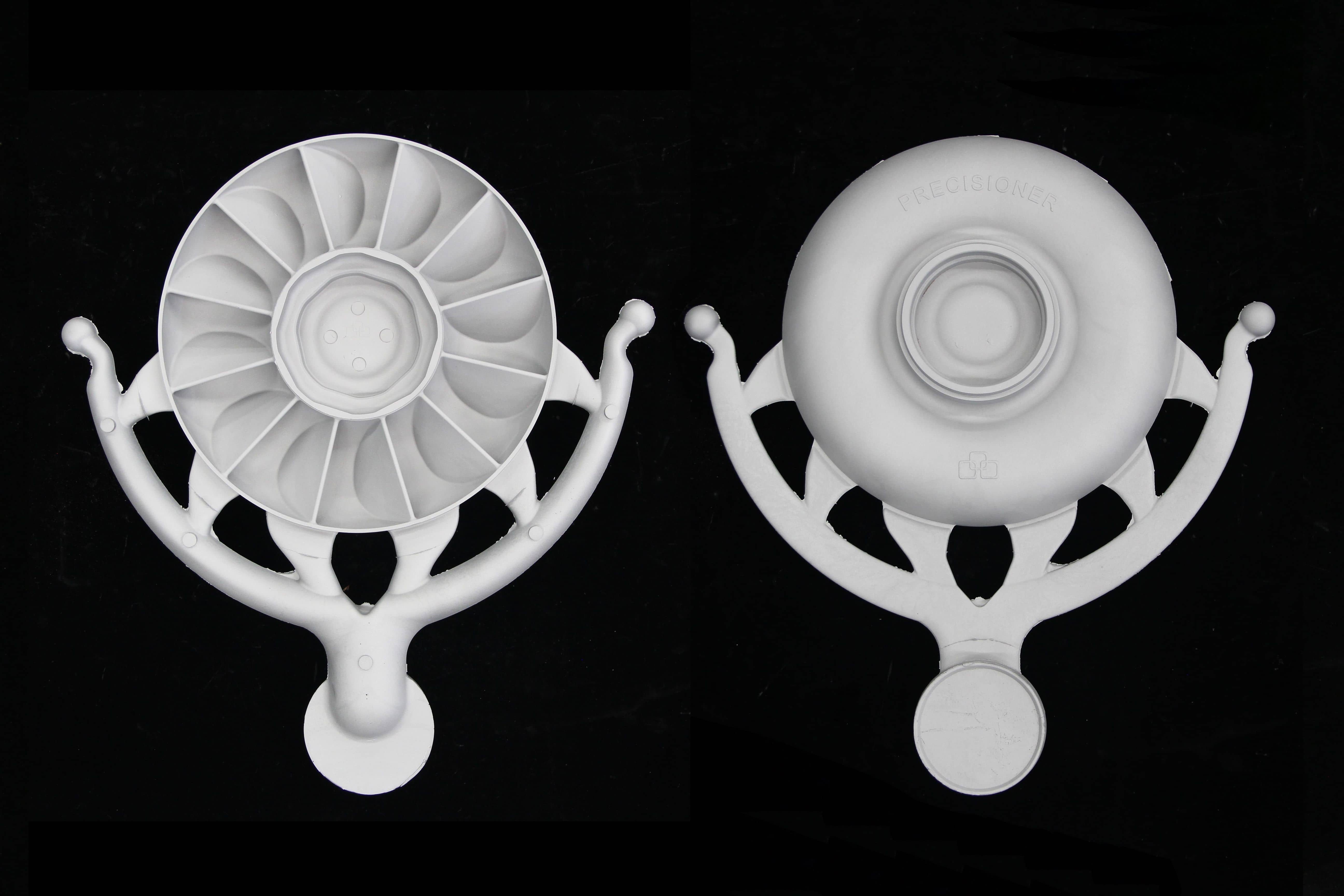 品成金屬成功自研渦輪葉片旋轉出模