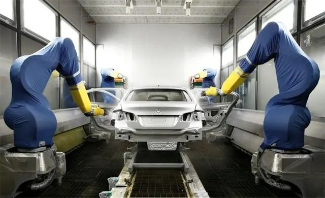 1-11月新能源汽車產(chǎn)銷市場(chǎng)占有率達(dá)25%