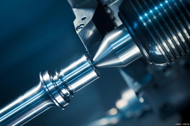 品成壓鑄模具設計：韓國模具加工業，幾乎每一家工廠都是專業工廠