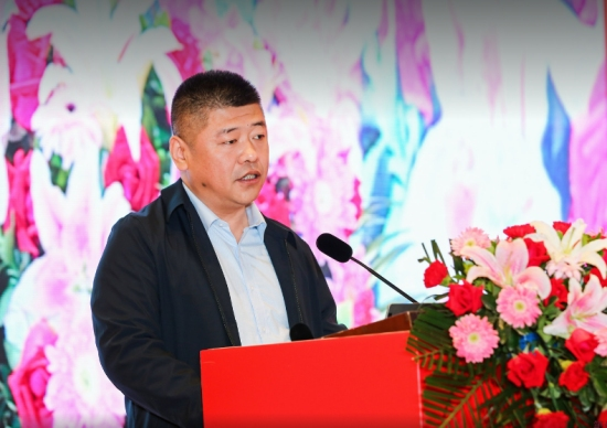 希望各界繼續(xù)通力合作、鼎力相助，不斷提高鑄鍛工藝水平