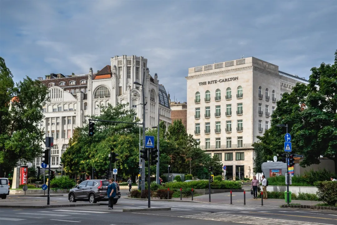匈牙利:“歐洲心臟”,迎電動化“東風” 匈牙利:“歐洲心臟”,迎電動化“東風”