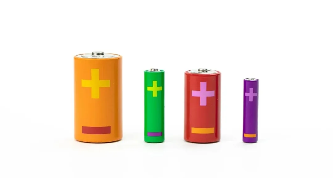 市場需求呈現(xiàn)動態(tài)變化,電池廠商要避免盲目擴充產(chǎn)能 市場需求呈現(xiàn)動態(tài)變化,電池廠商要避免盲目擴充產(chǎn)能