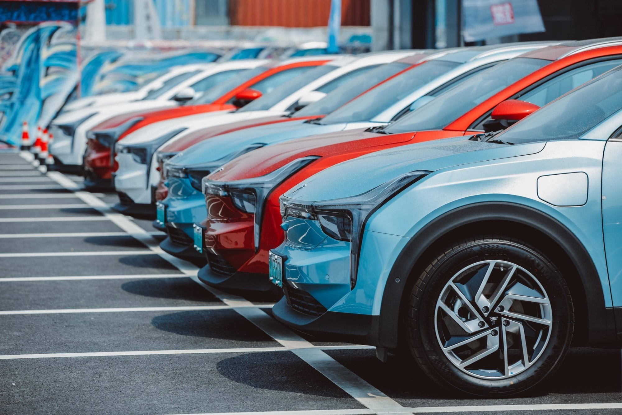 一季度新勢力汽車銷售變局：小鵬理想零跑小米前四